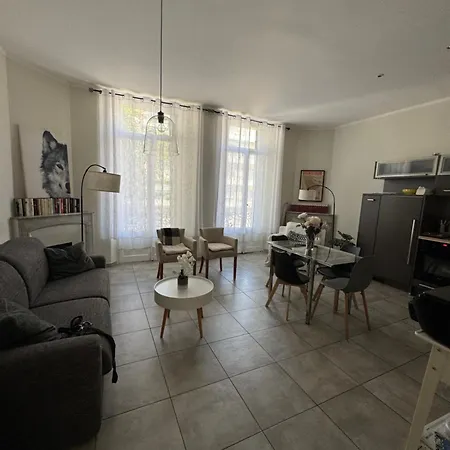 Two Bedrooms - 500m From Palais De Festival